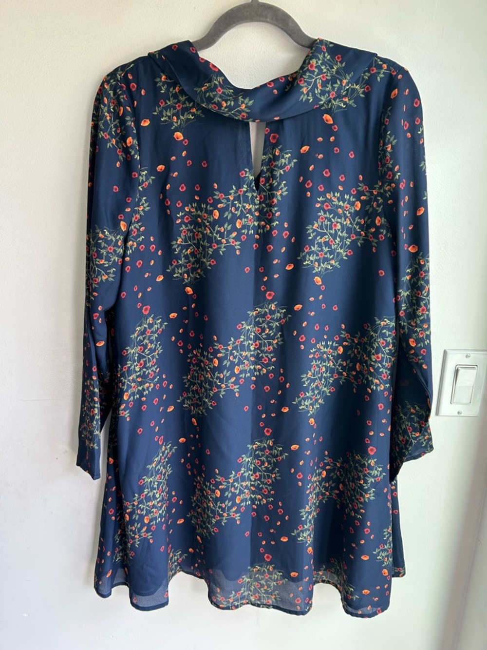 Pink Martini navy blue with poppies mini dress. Size medium. Excellent condition